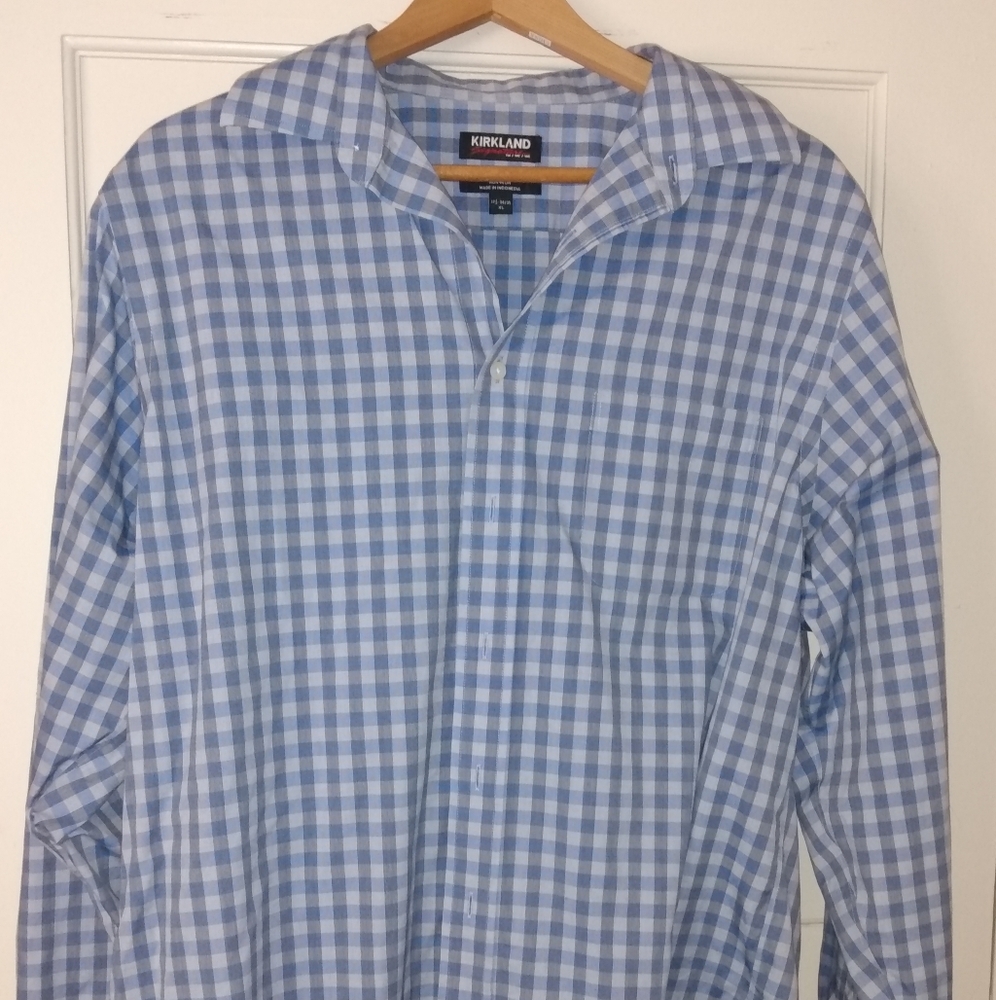 Men's dress shirt